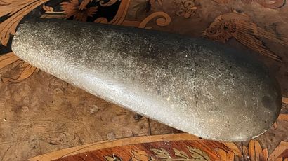 Stone pestle, ancient pre-Columbian work...