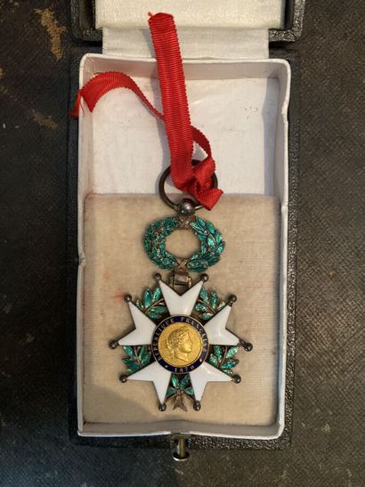 At LEMOINE Fils, jeweler Bijoutier de la...