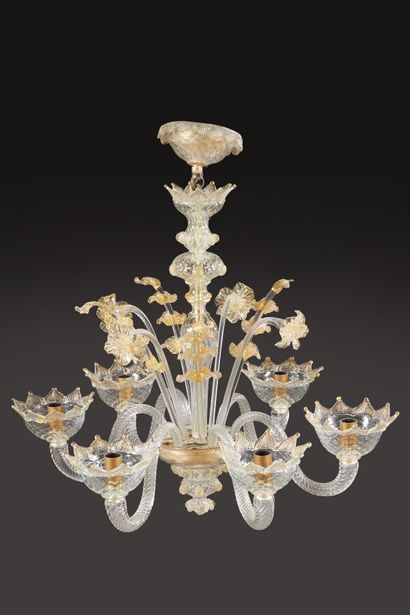 Lustre à six lumières en verre de Venise...