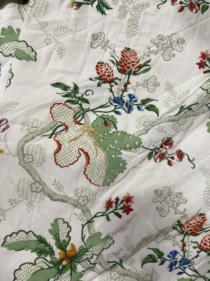Brunschwig & Fils, Fabriano, White. Dessus...