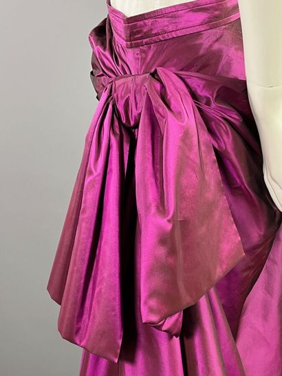 SAINT LAURENT Rive Gauche Jupe en taffetas...