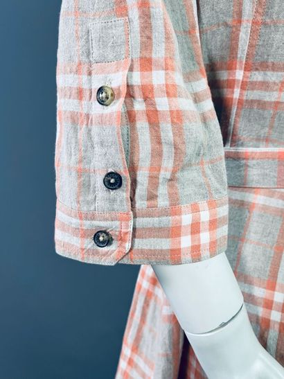 BURBERRY Lot de 2 robes chemises en coton...