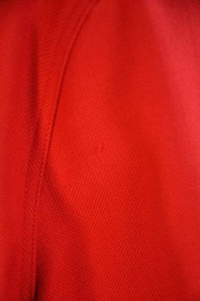 COURRÈGES PARIS Veste en laine rouge sanglée...
