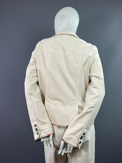BURBERRY Lot comprenant une veste et un pantalon...