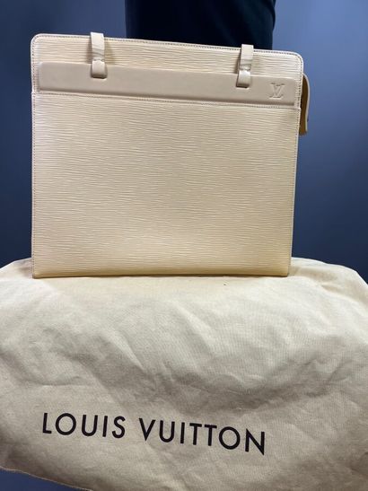 LOUIS VUITTON Sac modèle CROISETTE épi vanille...