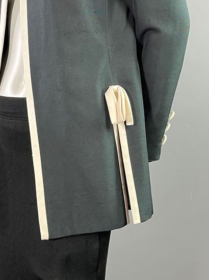 CHRISTIAN DIOR Veste en soie sauvage noire...