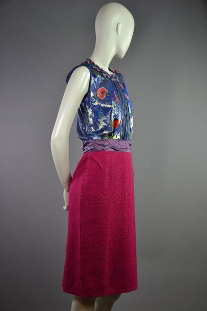 LOUIS VUITTON Robe en tweed lurex et strass...