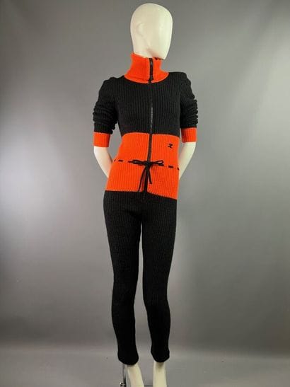 COURRÈGES PARIS Combinaison pantalon moulante...