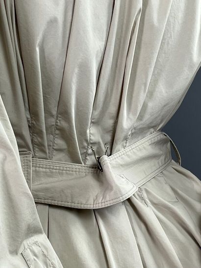 BURBERRY Lot de 2 robes d'été saharienne...