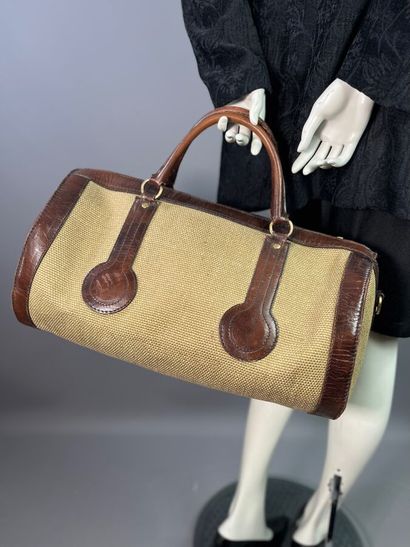 CRÉATIONS PIERRE CARDIN Paris Sac week end...