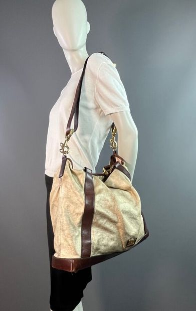 BURBERRY Grand sac cabas bandoulière en toile...