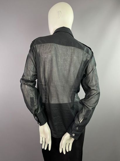 BURBERRY Lot de 2 chemisiers saharienne noir...