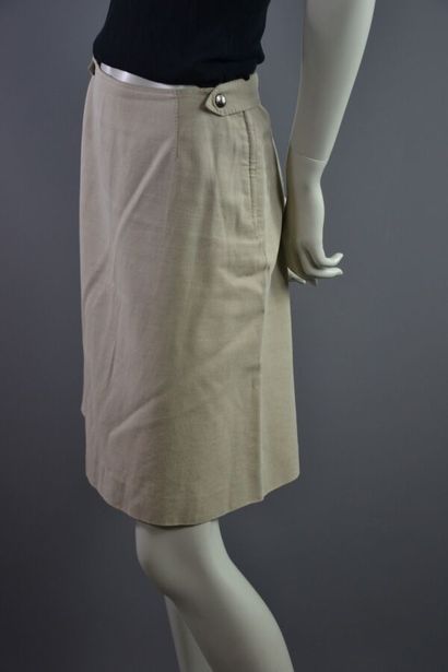 LOUIS VUITTON 2 jupes en coton ton beige...