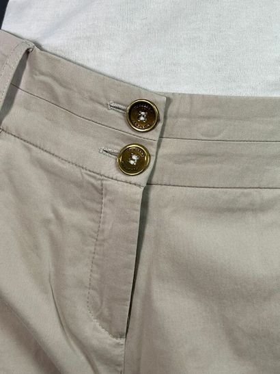 BURBERRY Lot de 2 pantalons denim bleu et...