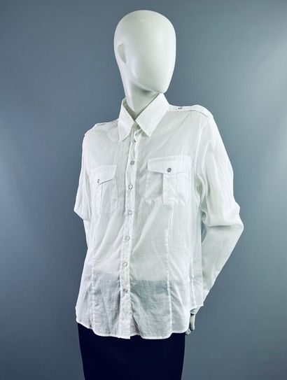 BURBERRY Lot de 2 chemisiers voile de coton...