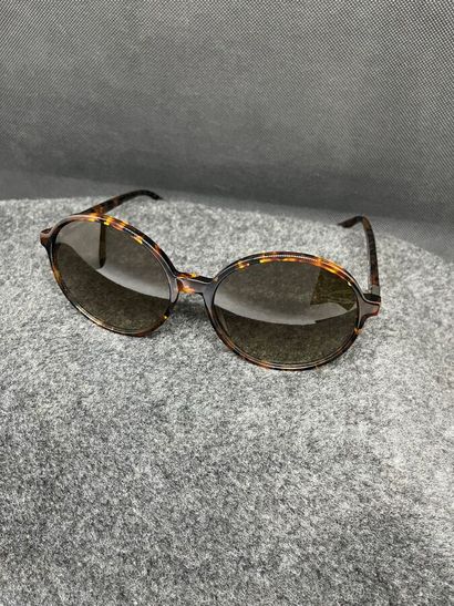 LONGCHAMP Lunettes de soleil femme écaille...