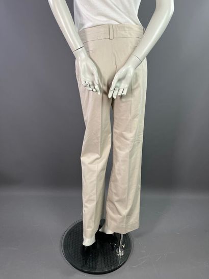 BURBERRY Lot de 2 pantalons denim bleu et...