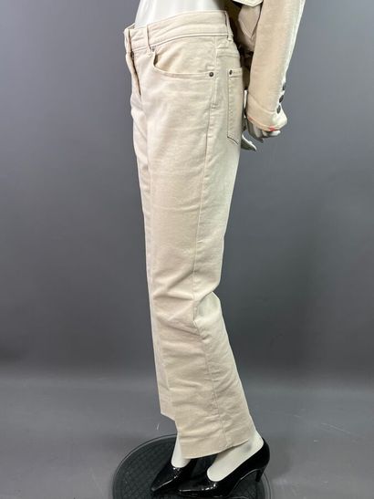 BURBERRY Lot comprenant une veste et un pantalon...