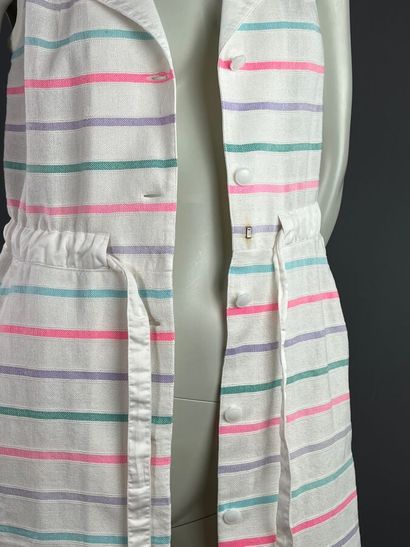 COURREGES Paris - Robe sans manches à rayures...
