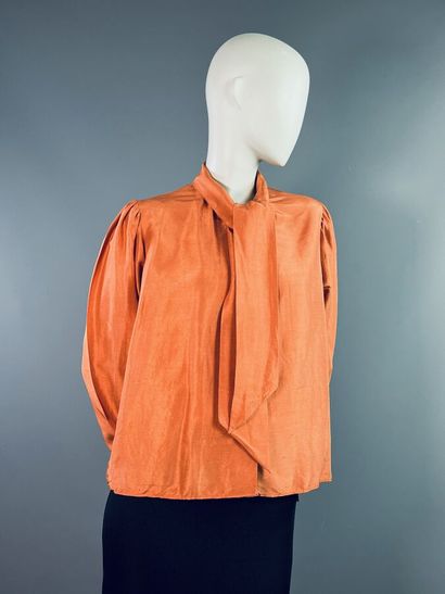 SAINT LAURENT Rive Gauche - Blouse en soie...