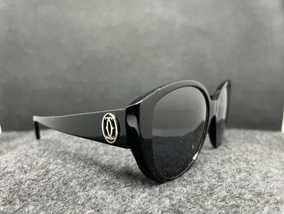 CARTIER PARIS Lunettes de soleil 140 noires...
