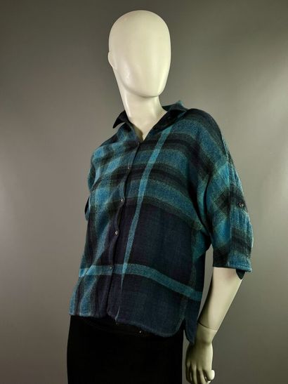 BURBERRY lot de deux chemises Tartan beige...