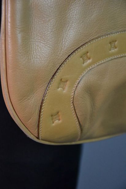CÉLINE PARIS sac besace bandoulière en cuir...