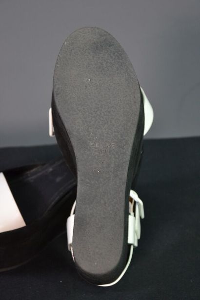 CELINE PARIS Chaussures compensées en cuir...