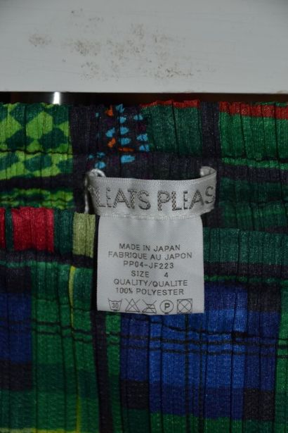 ISSEY MIYAKE pleats please top et pantalon...