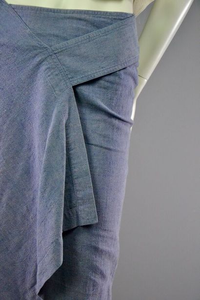 ISSEY MIYAKE -Jupe en lin bleu denim - T...