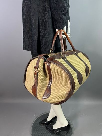 CRÉATIONS PIERRE CARDIN Paris Sac week end...