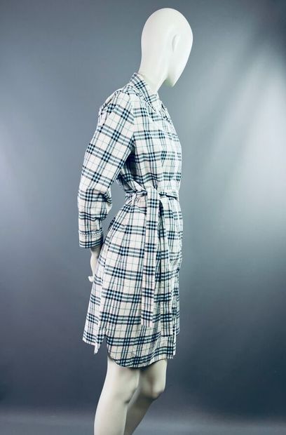 BURBERRY Lot de 2 robes chemises en coton...