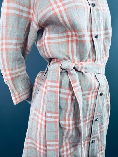 BURBERRY Lot de 2 robes chemises en coton...