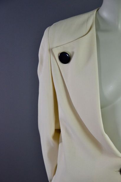 PIERRE CARDIN Paris Veste en laine ivoire...