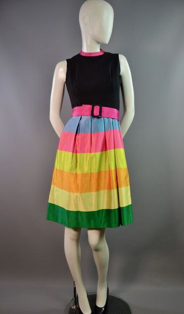 LANVIN Robe cocktail en crêpe et satin rayé-...