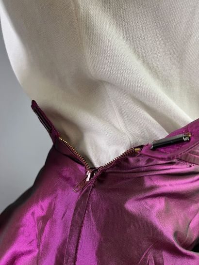 SAINT LAURENT Rive Gauche Jupe en taffetas...