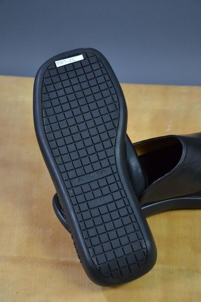LOUIS VUITTON homme mules pool confort en...
