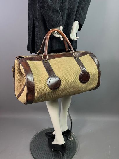 CRÉATIONS PIERRE CARDIN Paris Sac week end...