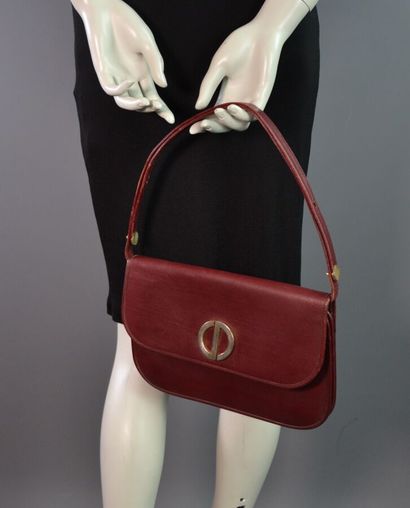 CHRISTIAN DIOR Sac en cuir bordeaux monogram...
