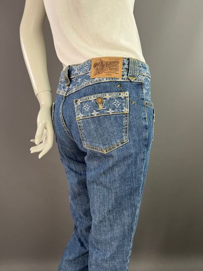 LOUIS VUITTON Paris pantalon denim monogram...