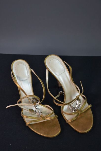 CHRISTIAN DIOR Escarpins ouverts cuir maé...