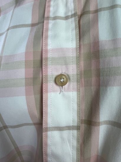 BURBERRY Lot de 2 robes d'été saharienne...