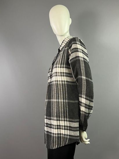 BURBERRY Lot de 2 chemisiers voile de coton...