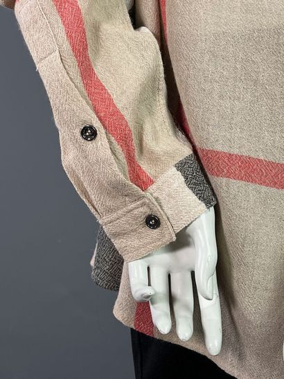 BURBERRY lot de deux chemises Tartan beige...
