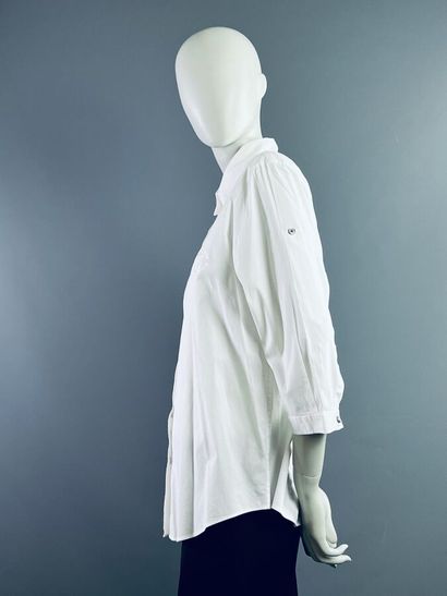 BURBERRY Lot de 2 chemisiers voile de coton...