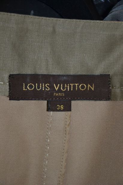 LOUIS VUITTON 2 jupes en coton ton beige...