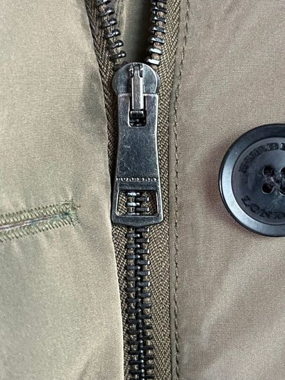 BURBERRY Manteau en toile imperméable marron...
