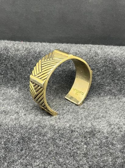 UNGARO PARIS Bracelet manchette en métal...