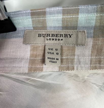 BURBERRY Ensemble d'été en lin tartan chemise...