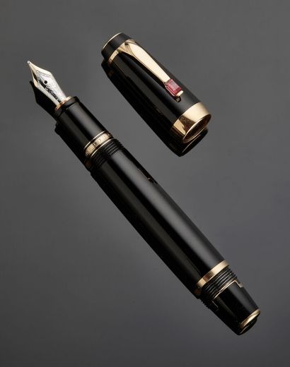 MONT BLANC Stylo plume retractable BOHÈME...